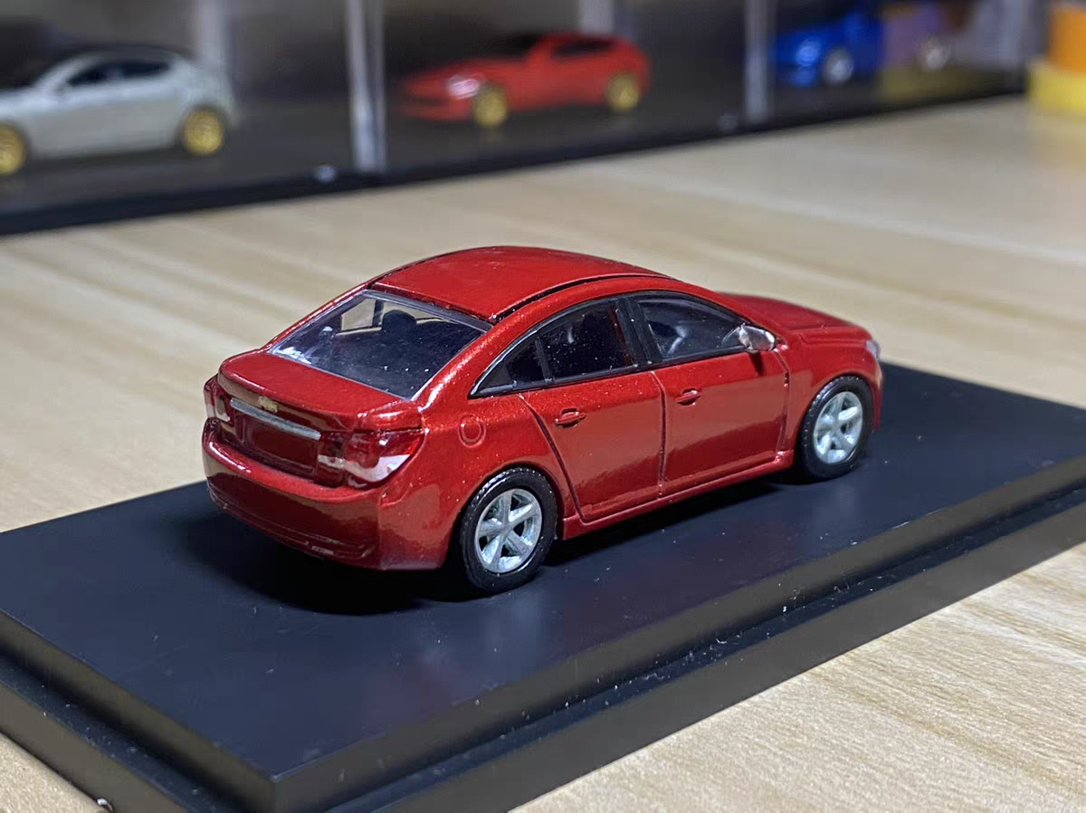 Chevrolet Cruze 2011 Red 1:64, Customizable Color Model Car